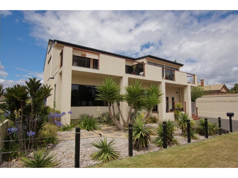 4 Water Street, Ulverstone TAS 7315