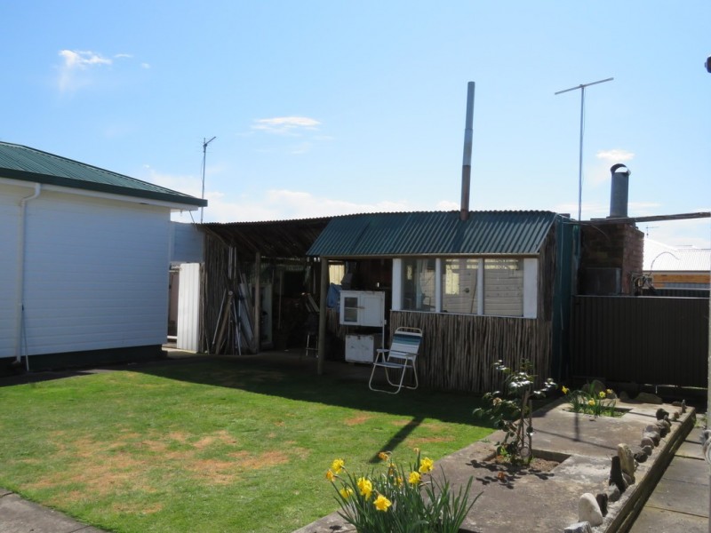 16 Bertha Street, West Ulverstone TAS 7315