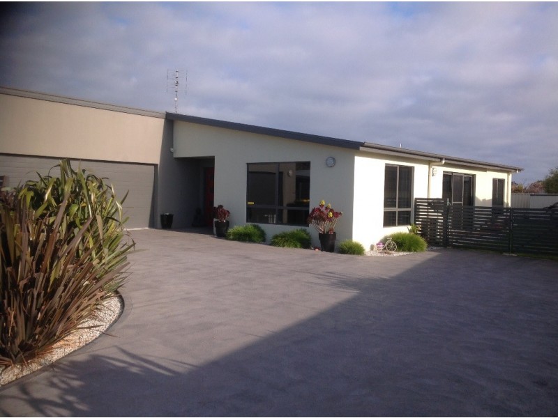 2 Explorer Drive, Turners Beach TAS 7315