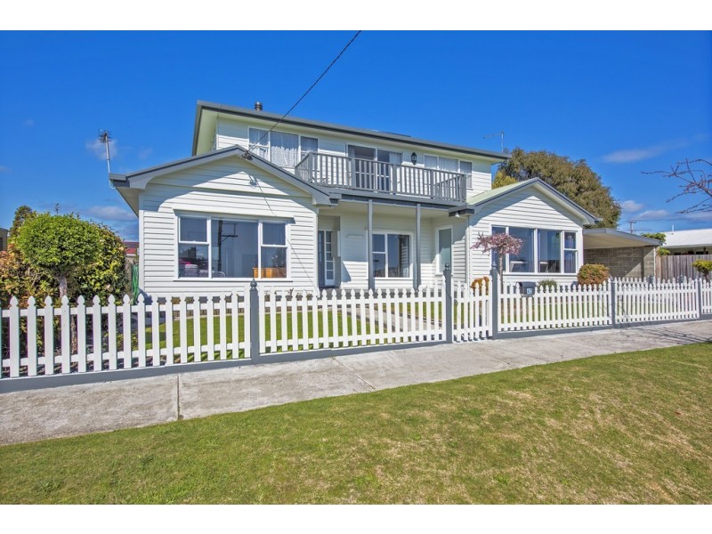42 Water Street, Ulverstone TAS 7315