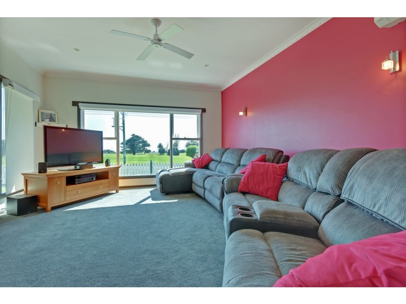 42 Water Street, Ulverstone TAS 7315