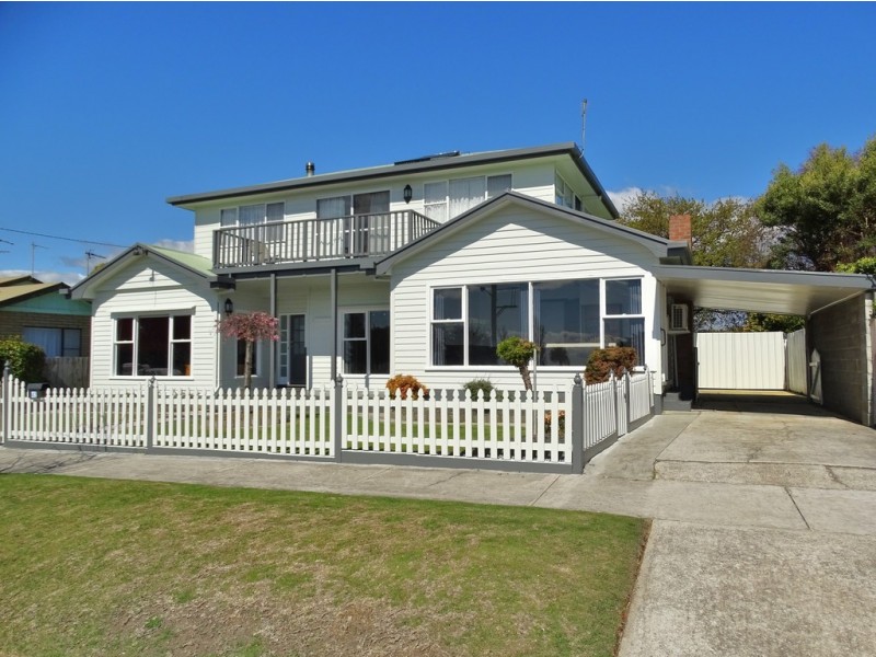 42 Water Street, Ulverstone TAS 7315