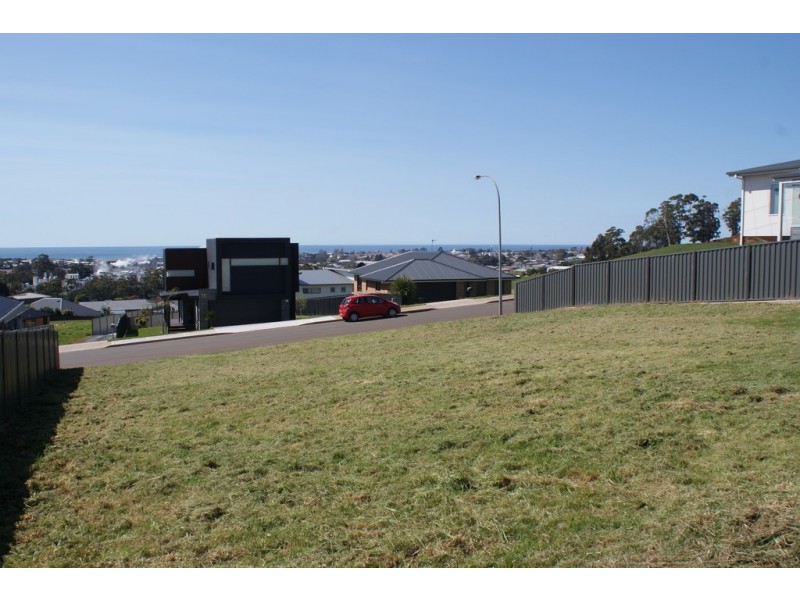 14 Southern Cross Drive, Ulverstone TAS 7315