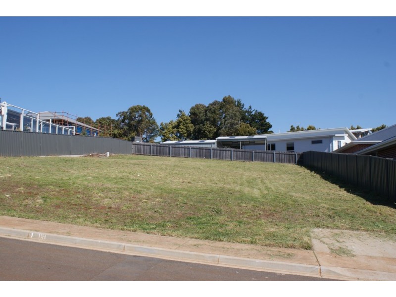 14 Southern Cross Drive, Ulverstone TAS 7315