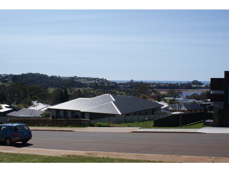 14 Southern Cross Drive, Ulverstone TAS 7315