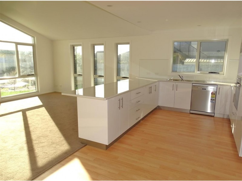 1 Shorehaven Drive, Turners Beach TAS 7315