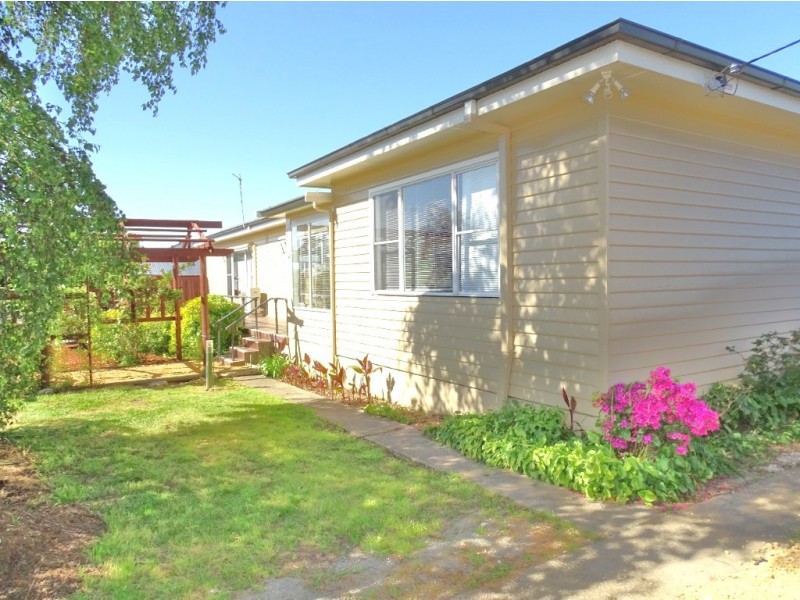 3 Clarke Street, Ulverstone TAS 7315