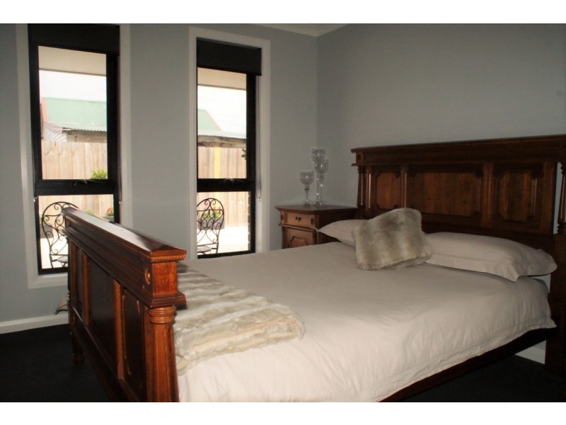 64 Queen Street, West Ulverstone TAS 7315