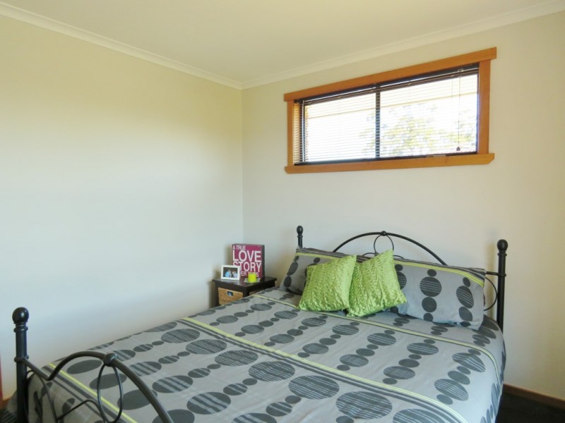 42 Hearps Road, West Ulverstone TAS 7315