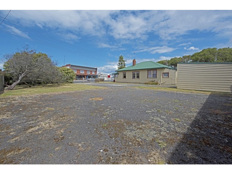 25-27 Queen Street, West Ulverstone TAS 7315