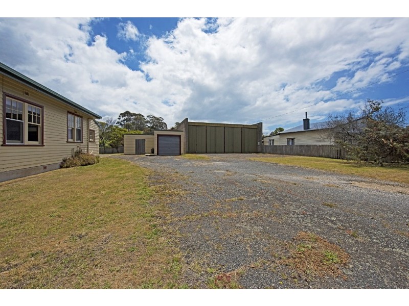 25-27 Queen Street, West Ulverstone TAS 7315