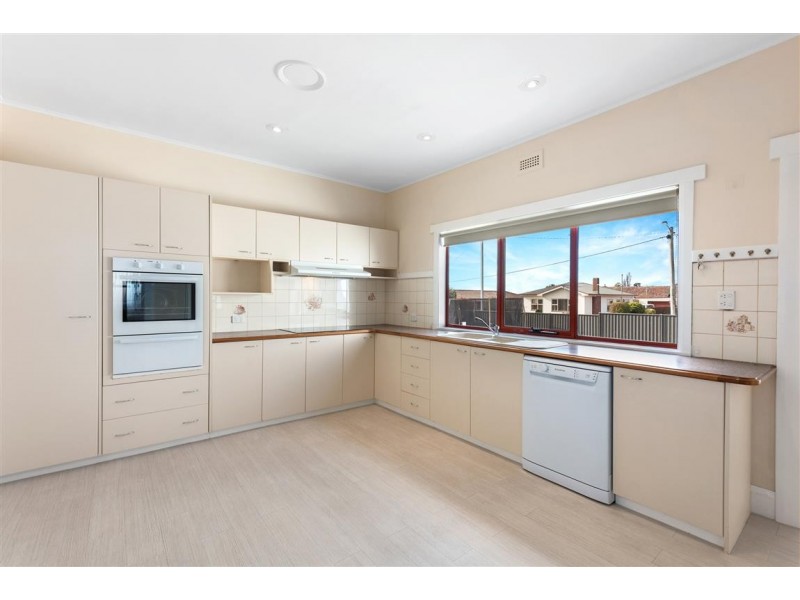 1 Clarke Street, Ulverstone TAS 7315