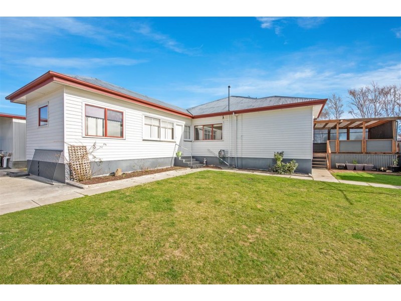 1 Clarke Street, Ulverstone TAS 7315