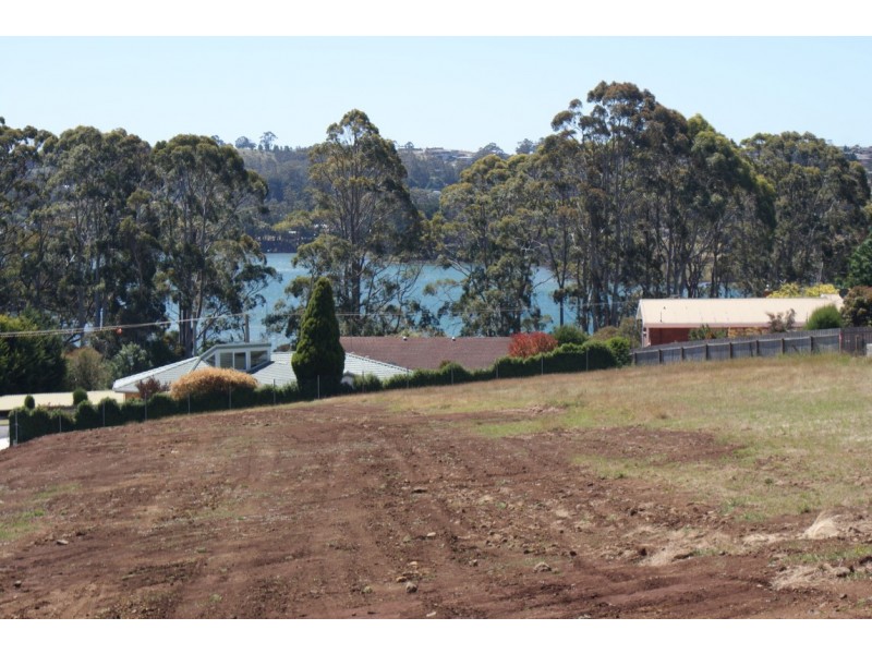 11 Sue Napier Drive, Ulverstone TAS 7315