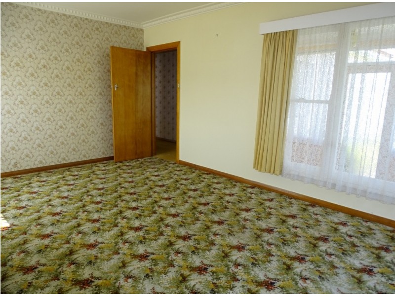 143 Main Street, Ulverstone TAS 7315