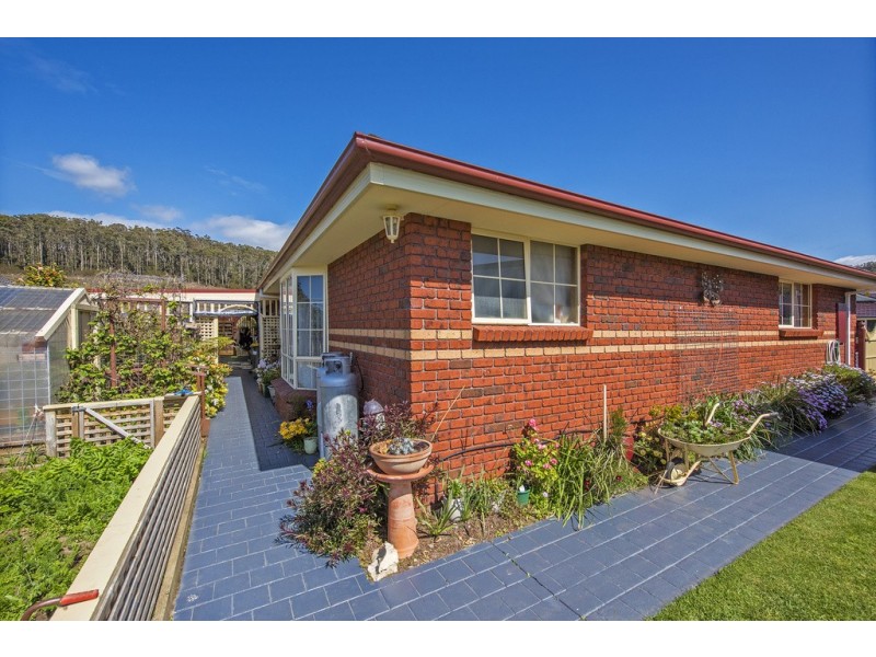 1 Banks Place, Turners Beach TAS 7315