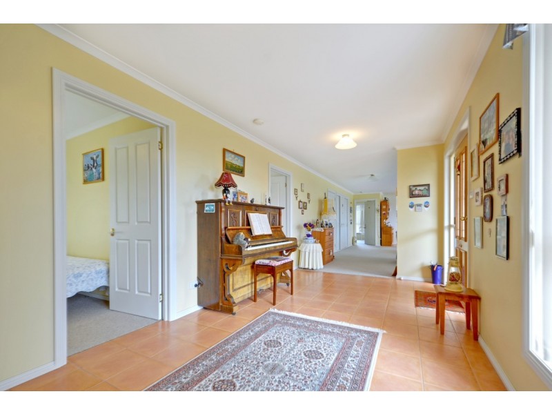 13 Jerling Street, West Ulverstone TAS 7315