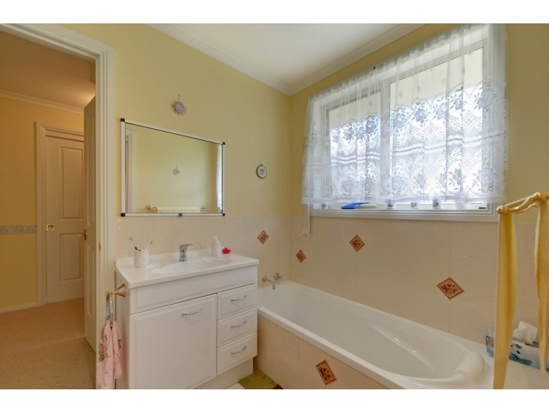 13 Jerling Street, West Ulverstone TAS 7315