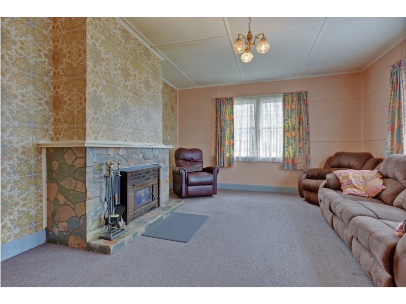 14 Amherst Street, West Ulverstone TAS 7315