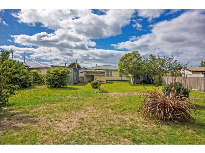 14 Amherst Street, West Ulverstone TAS 7315