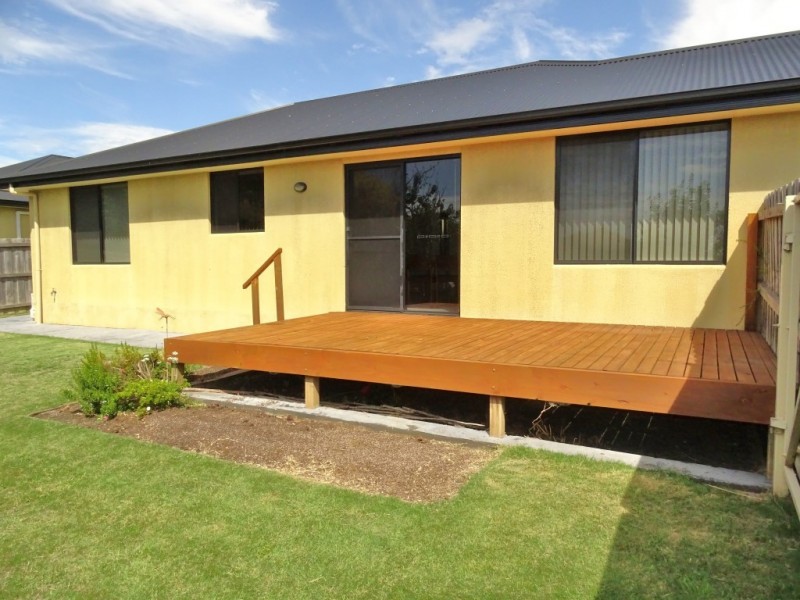 2 Rowland Avenue, Ulverstone TAS 7315