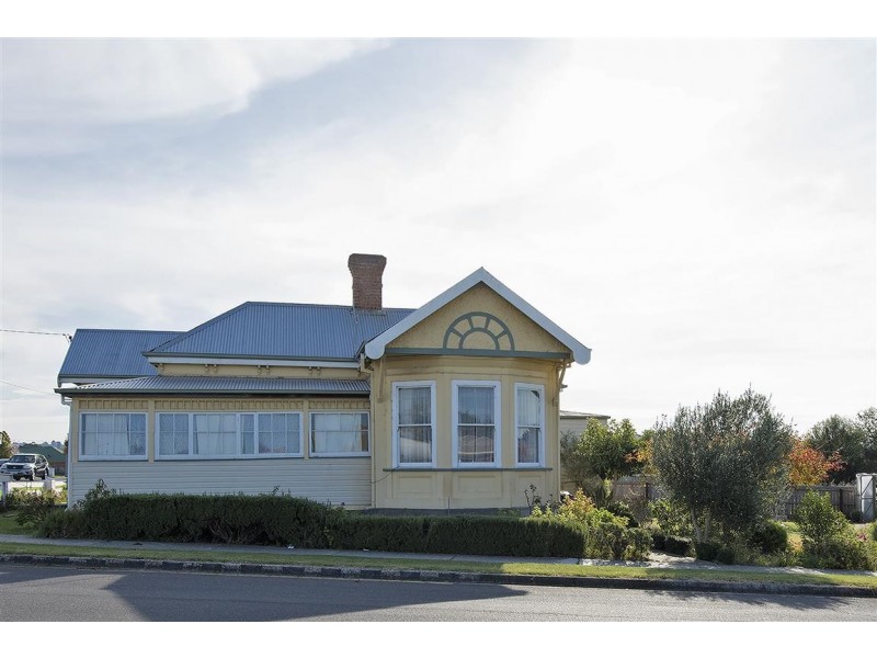 61 Main Street, Ulverstone TAS 7315