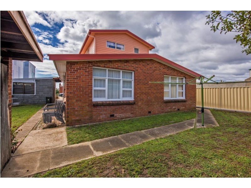 54a Main Road, Penguin TAS 7316
