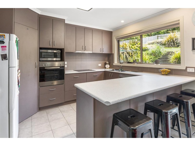 38 River Road, West Ulverstone TAS 7315