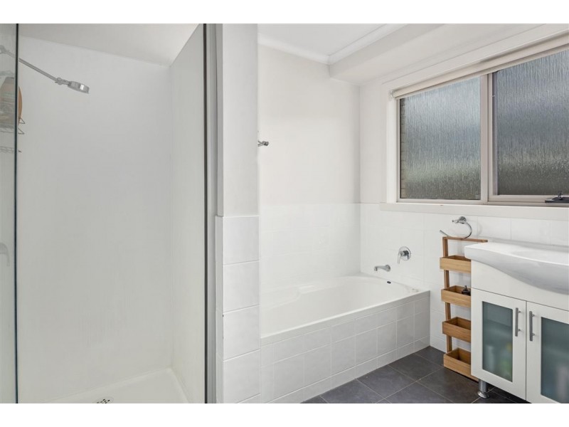 38 River Road, West Ulverstone TAS 7315