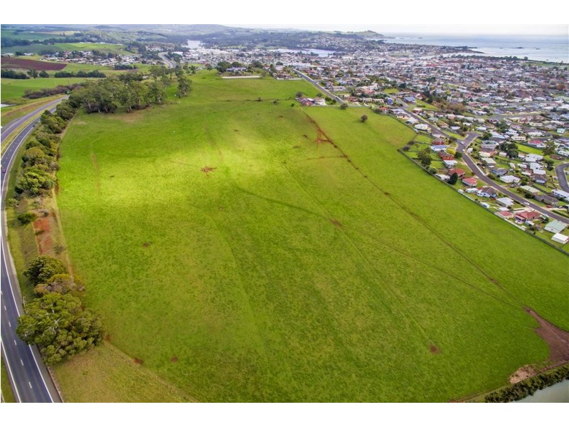 . Trevor Street, Ulverstone TAS 7315