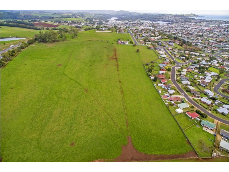 . Trevor Street, Ulverstone TAS 7315