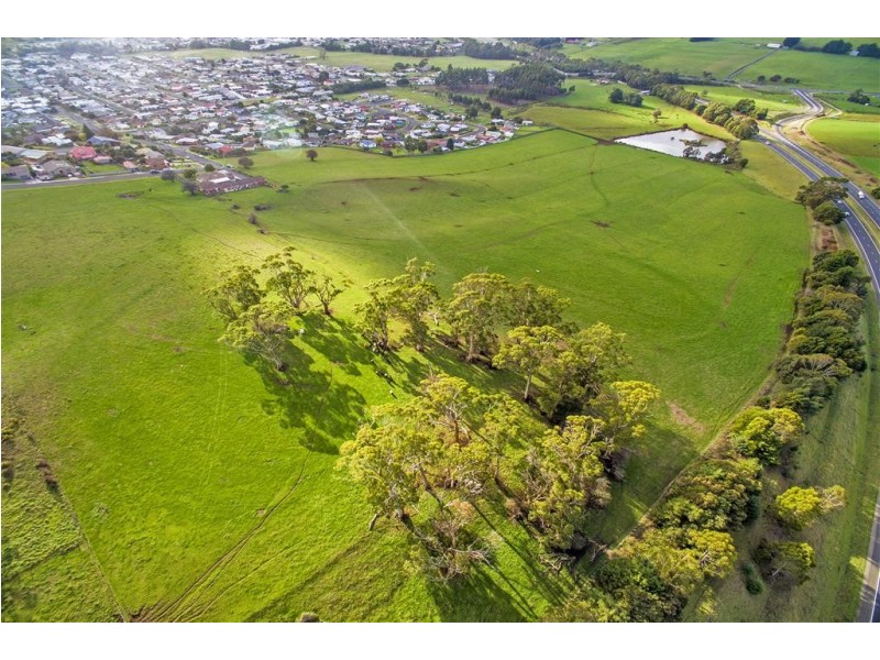. Trevor Street, Ulverstone TAS 7315