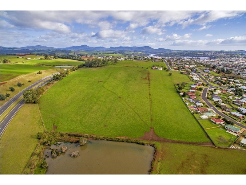 . Trevor Street, Ulverstone TAS 7315