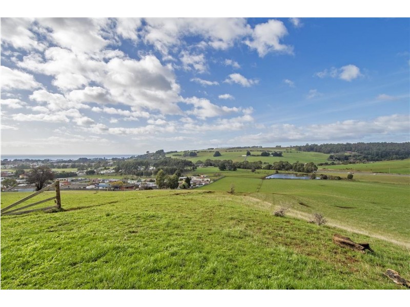 . Trevor Street, Ulverstone TAS 7315
