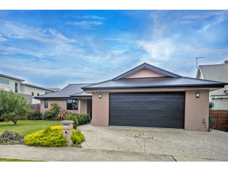 4 Whitegum Way, Turners Beach TAS 7315