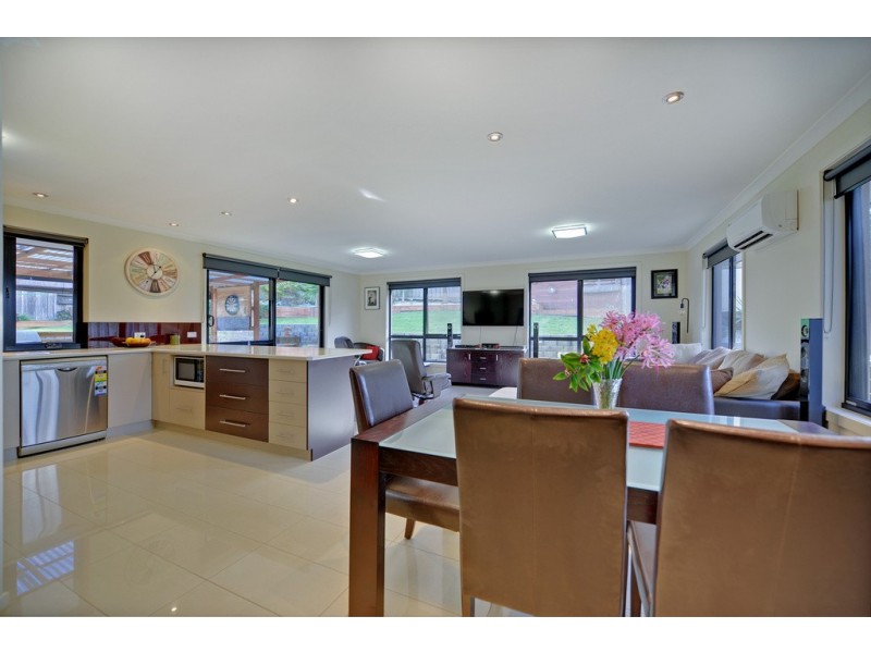 4 Whitegum Way, Turners Beach TAS 7315