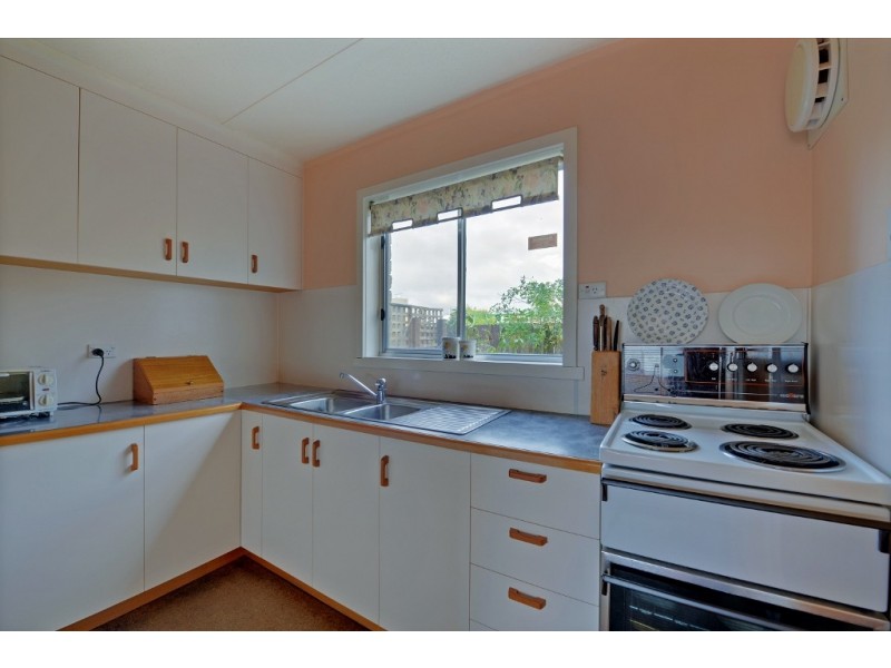 Unit 5/ 65 Queen Street, West Ulverstone TAS 7315