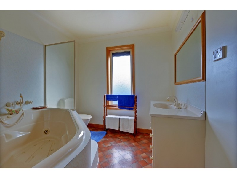 Unit 5/ 65 Queen Street, West Ulverstone TAS 7315