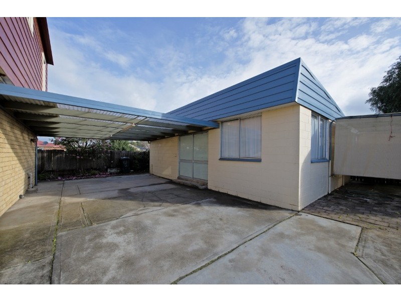 Unit 5/ 65 Queen Street, West Ulverstone TAS 7315