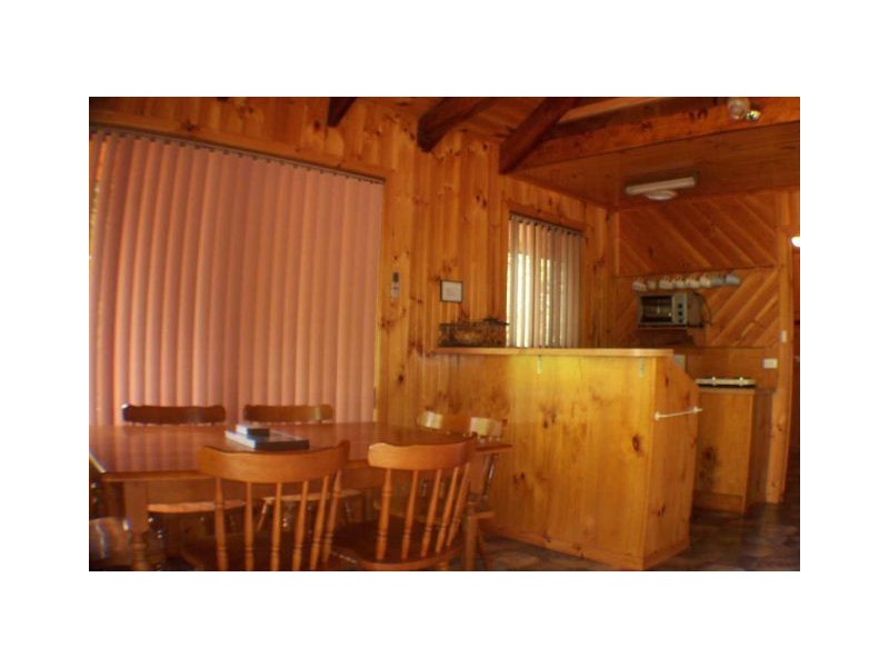 13 Kenelm Avenue, Sisters Beach TAS 7321