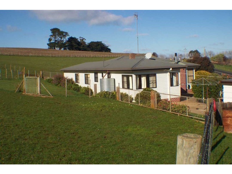 16998 Bass Highway, Flowerdale TAS 7325