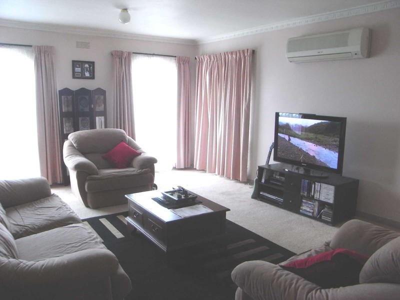 12 Oonah Crescent, Somerset TAS 7322