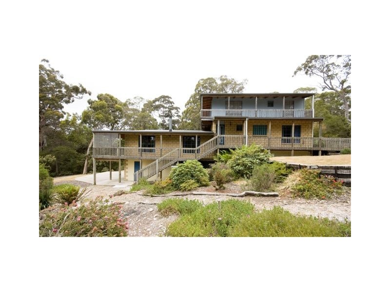 Sisters Beach TAS 7321