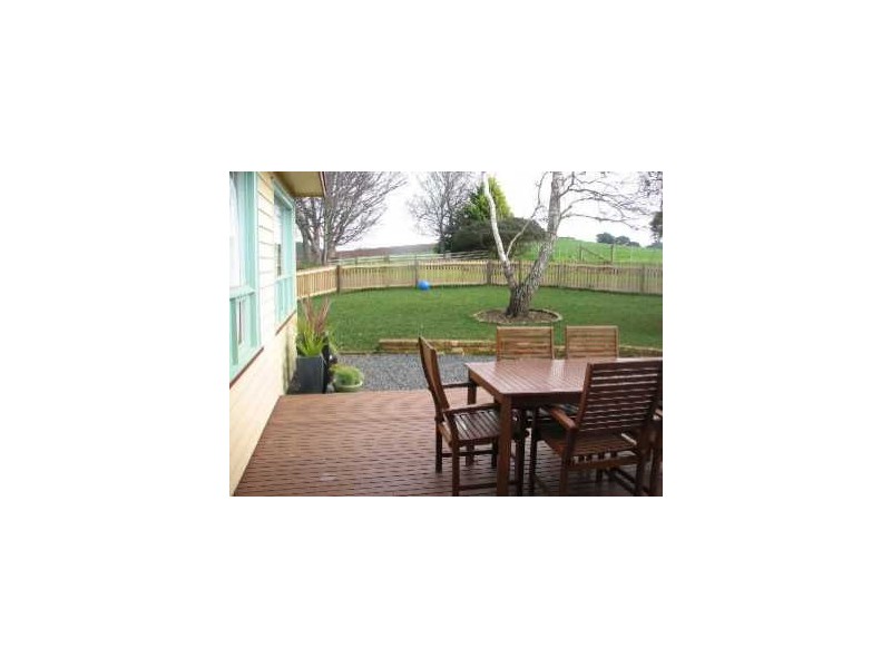 16901 Bass Highway, Flowerdale TAS 7325