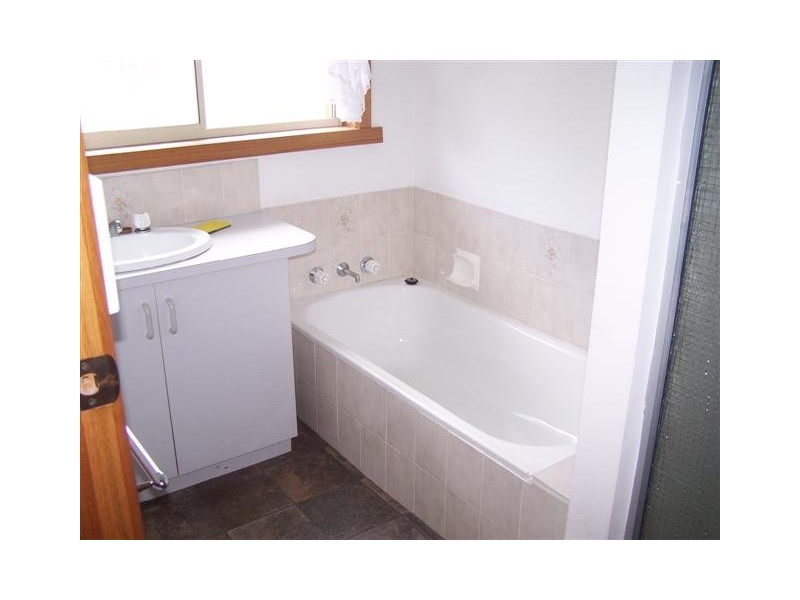 2/21 Jackson Street, Wynyard TAS 7325