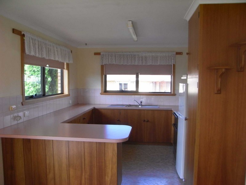 Unit 2/31 Saunders Street, Wynyard TAS 7325
