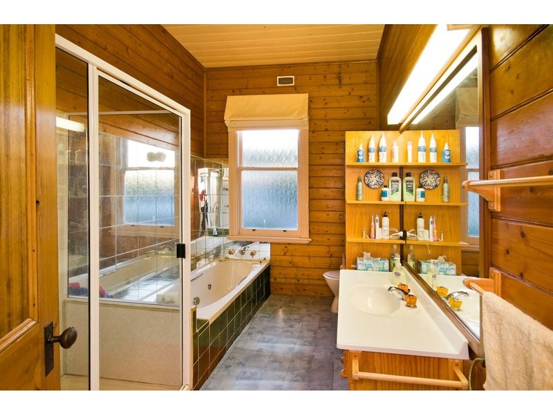 77  Jackson Street, Wynyard TAS 7325