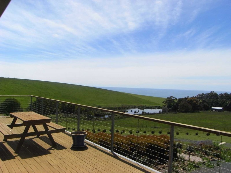 92 Pokes Road, Boat Harbour TAS 7321