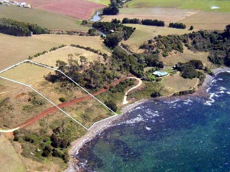 . MacKenzies Road, Boat Harbour TAS 7321
