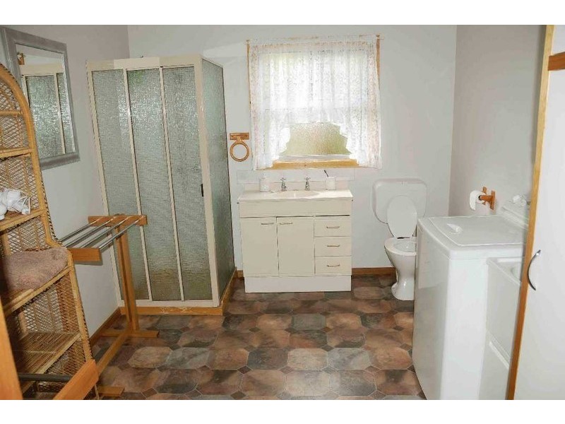 1 Cumming Street, Sisters Beach TAS 7321